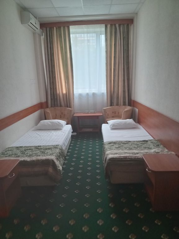 Двухместный номер с 2 отдельными кроватями эконом