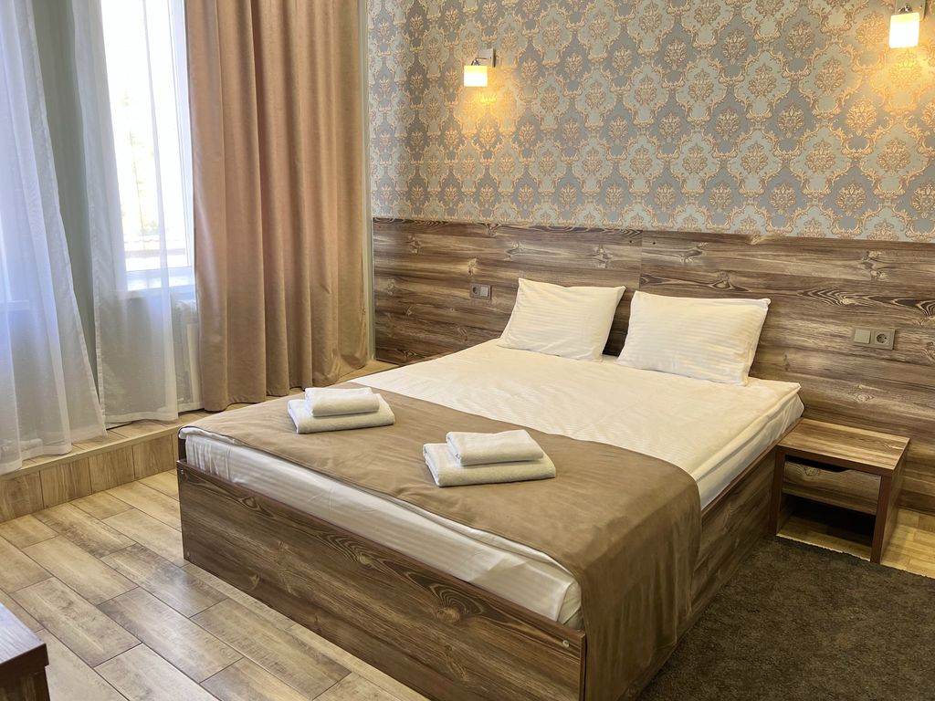 Двухместный номер с 1 кроватью комфорт с большой кроватью №8