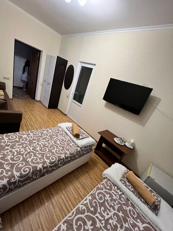 Четырёхместный номер стандарт с видом на город