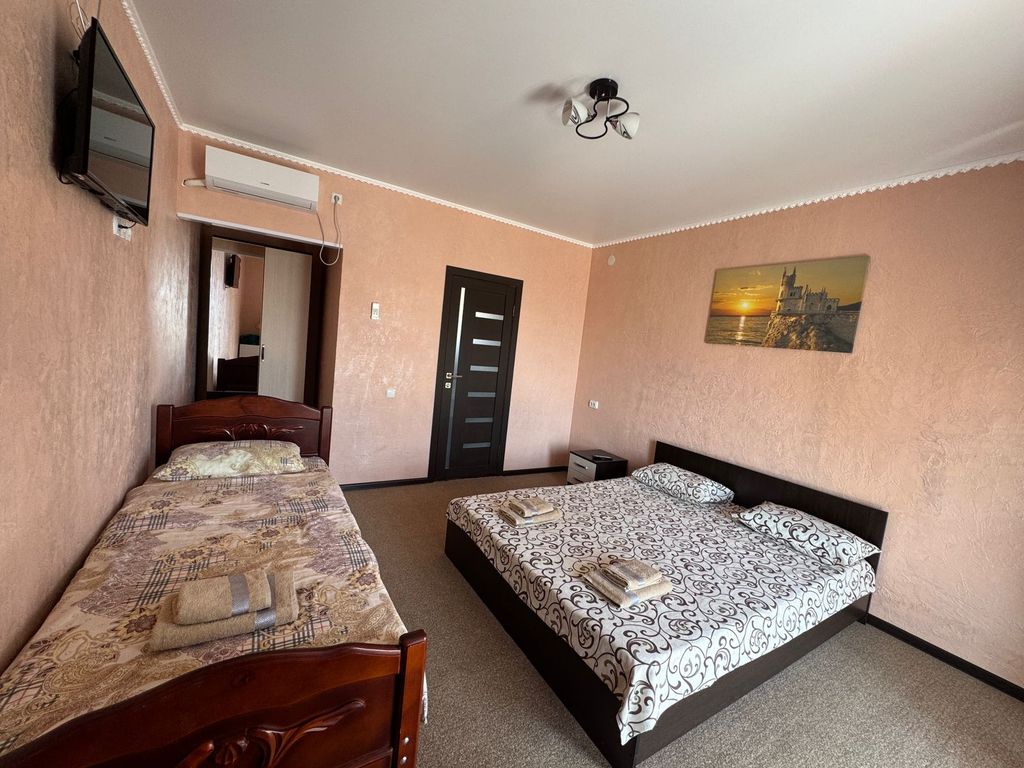 Трёхместный номер Комфортабельные номера совсеми удобствами