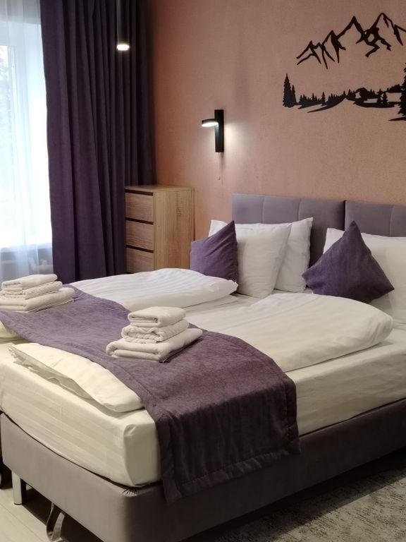 Двухместный номер с 1 кроватью первый стандарт (улучшенный)