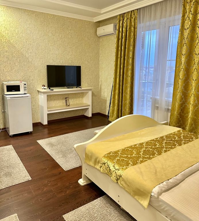 Четырёхместный номер полулюкс с размещением до 5 человек