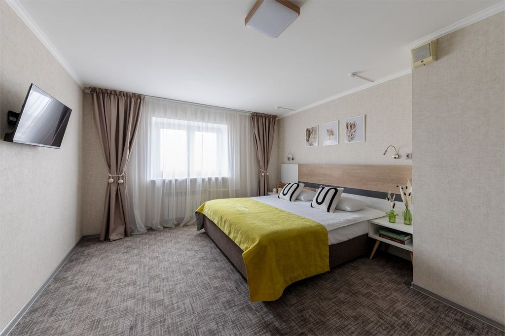 Двухместный номер с 1 кроватью бизнес двухкомнатный