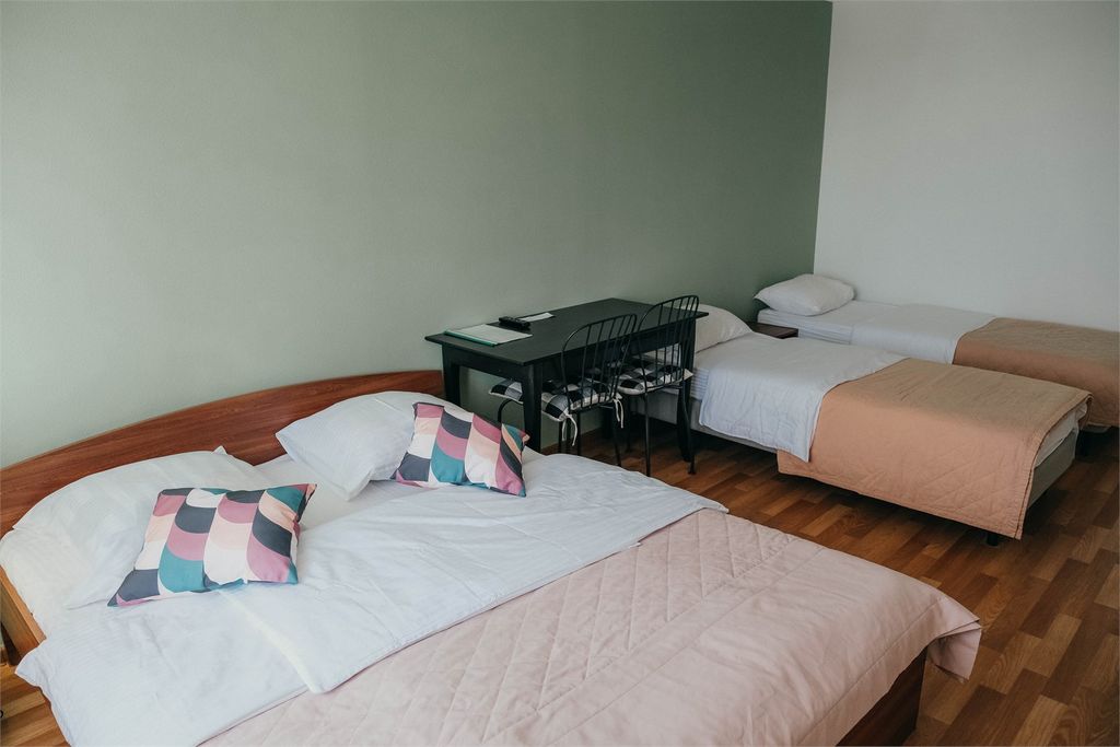 Четырёхместный номер 2х комнатный Комфорт семейный