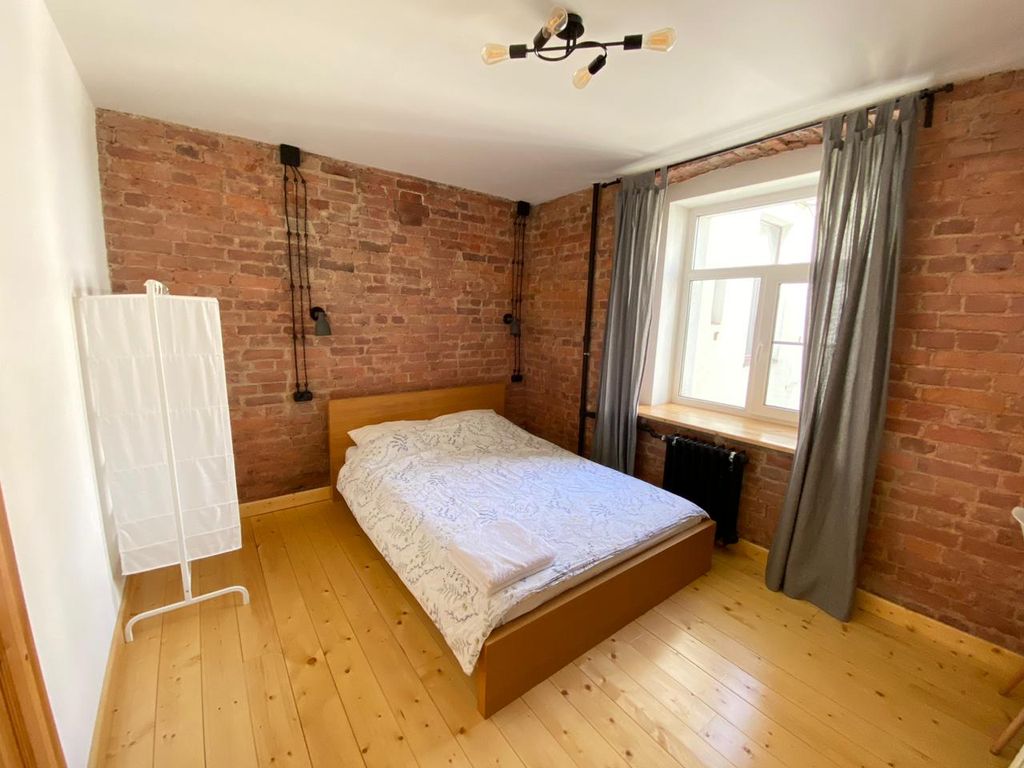 Двухместный номер с 1 кроватью у Исаакиевской площади