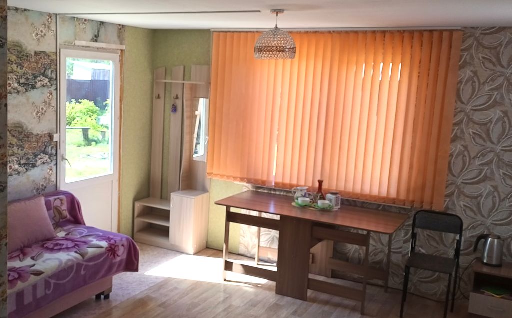 Дом Отдельный домик на территории