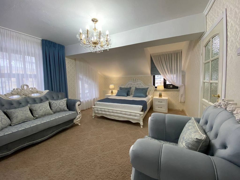 Двухместный номер с 1 кроватью ЛЮКС (№6)