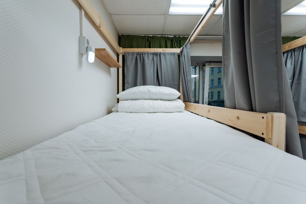 Многоместный женский номер 4-местный общий номер (верхние места)