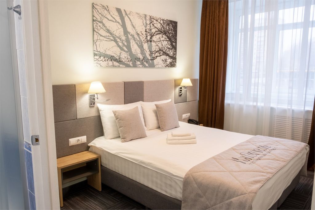 Двухместный номер с 1 кроватью Полулюкс