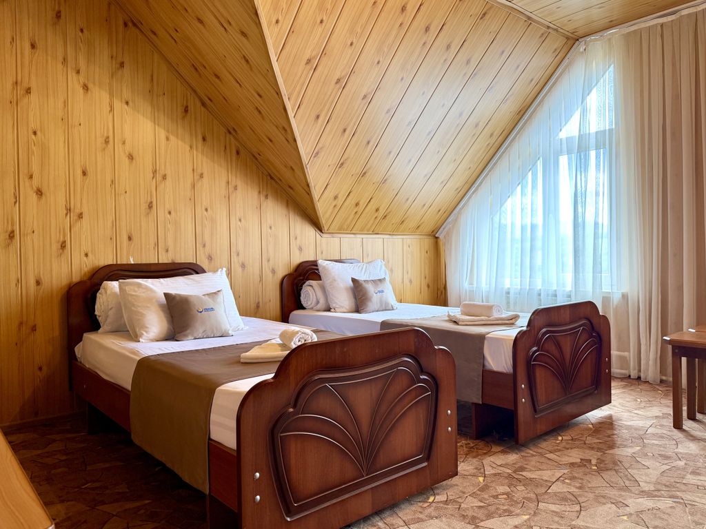 Четырёхместный номер комната эконом