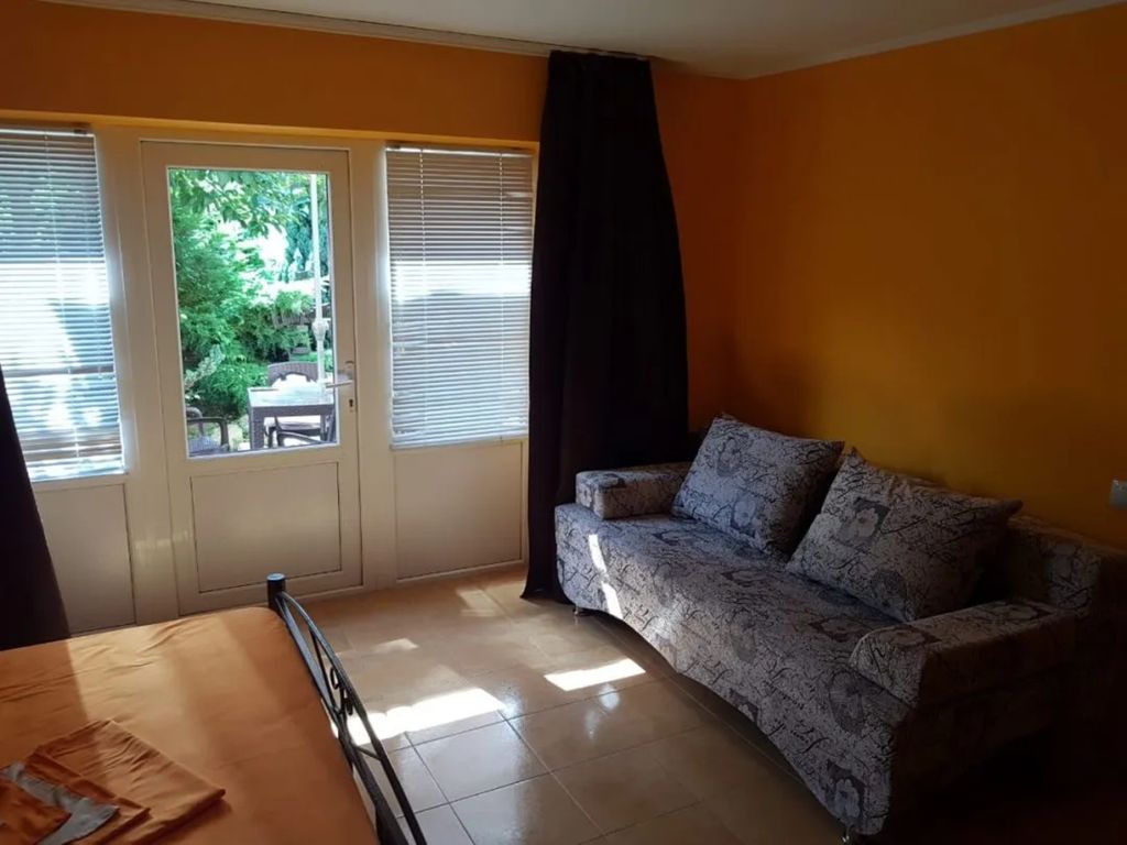 Трёхместный номер Янтарь