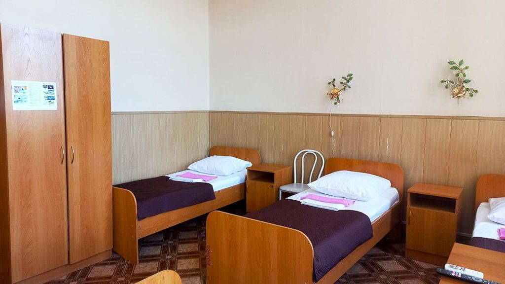 Многоместный смешанный номер эконом женский