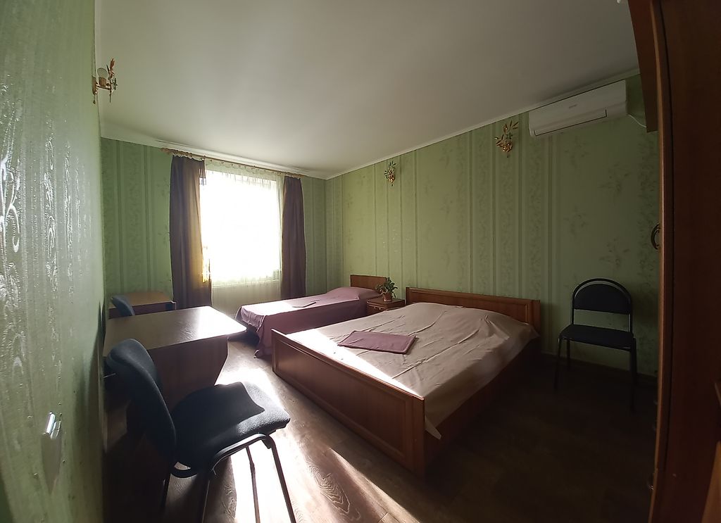 Трёхместный номер стандарт