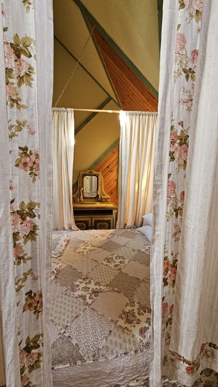 Двухместный номер с 1 кроватью Номер 4. С балдахином