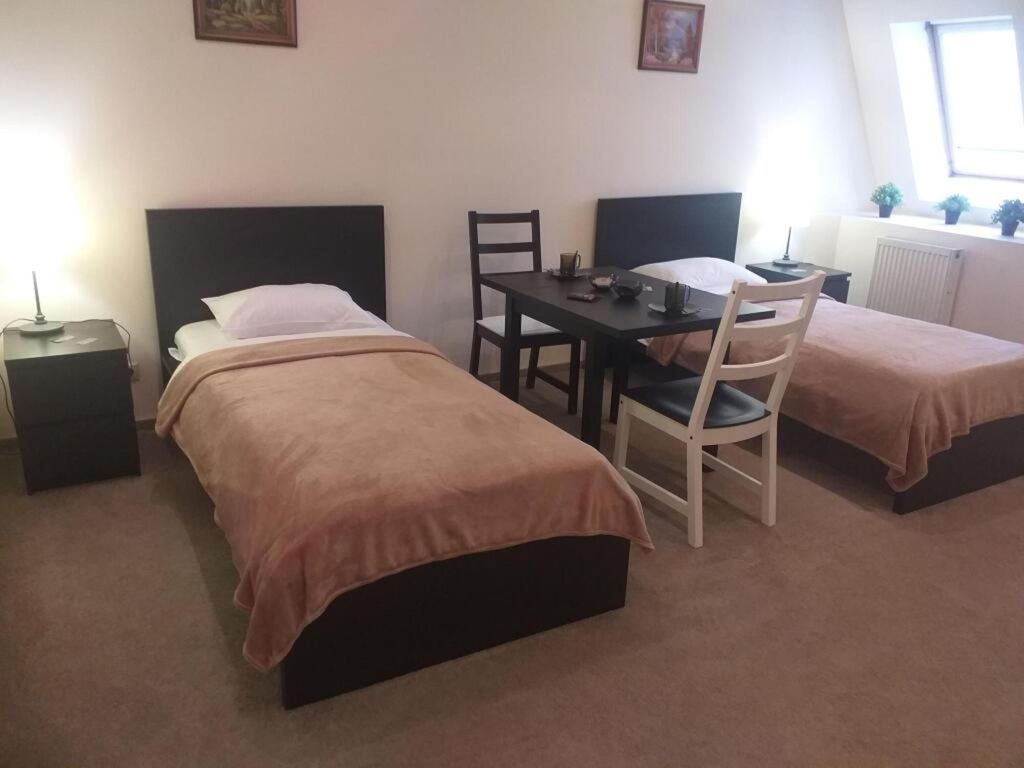 Двухместный номер с 2 отдельными кроватями стандарт