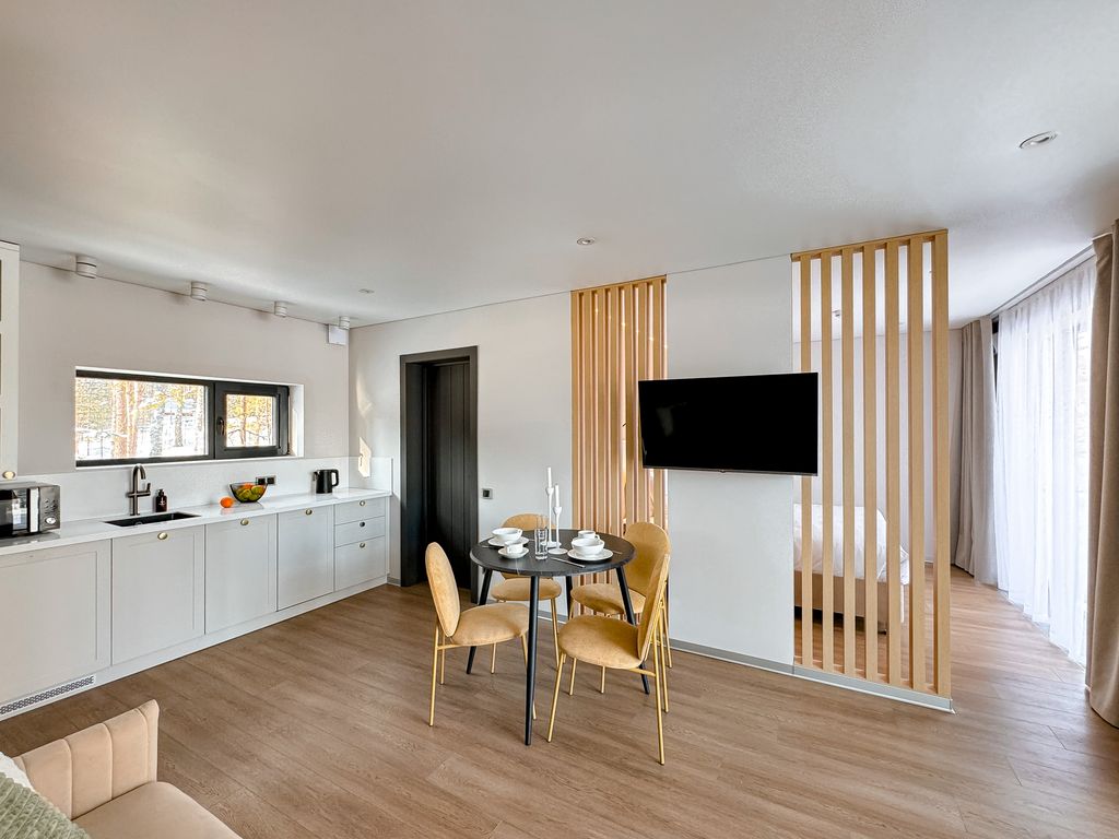 Дом с общей террасой и видом на озеро, завтрак включен