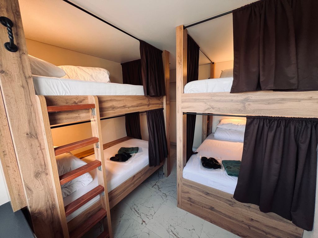 Многоместный смешанный номер Койко-место