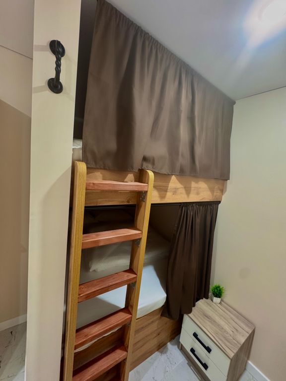 Многоместный смешанный номер Койко-место 1400х2000 мм (душ/туалет общий)