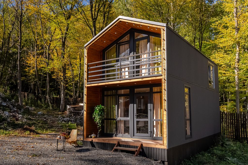 Дом Двухэтажный барнхаус в центре заповедника