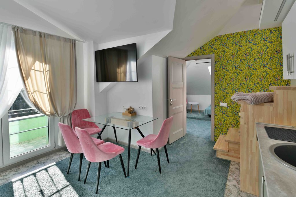 Апартаменты Апартаменты с мансардой