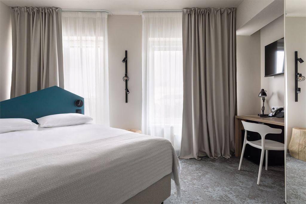 Двухместный номер с 1 кроватью стандарт с кроватью queen-size