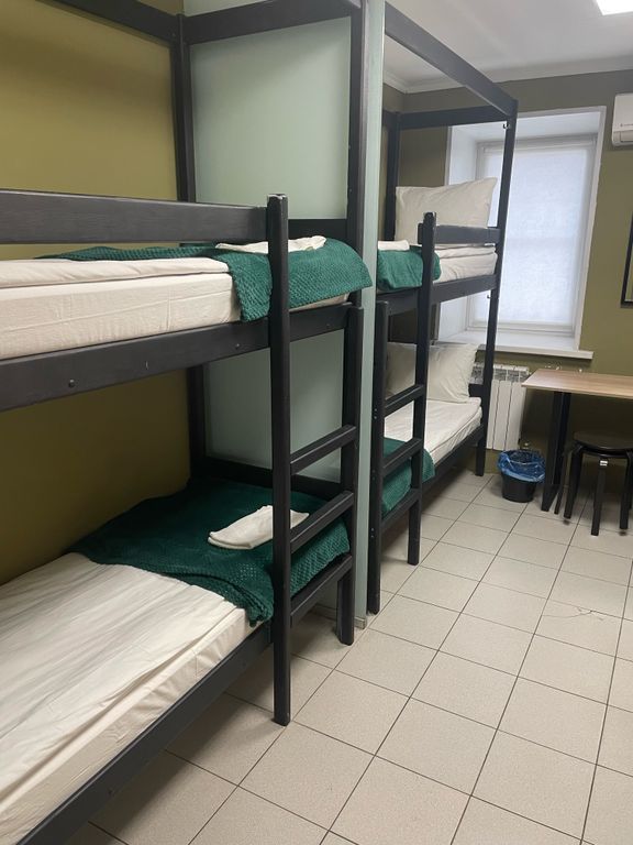 Многоместный смешанный номер эконом (душ/туалет общий)