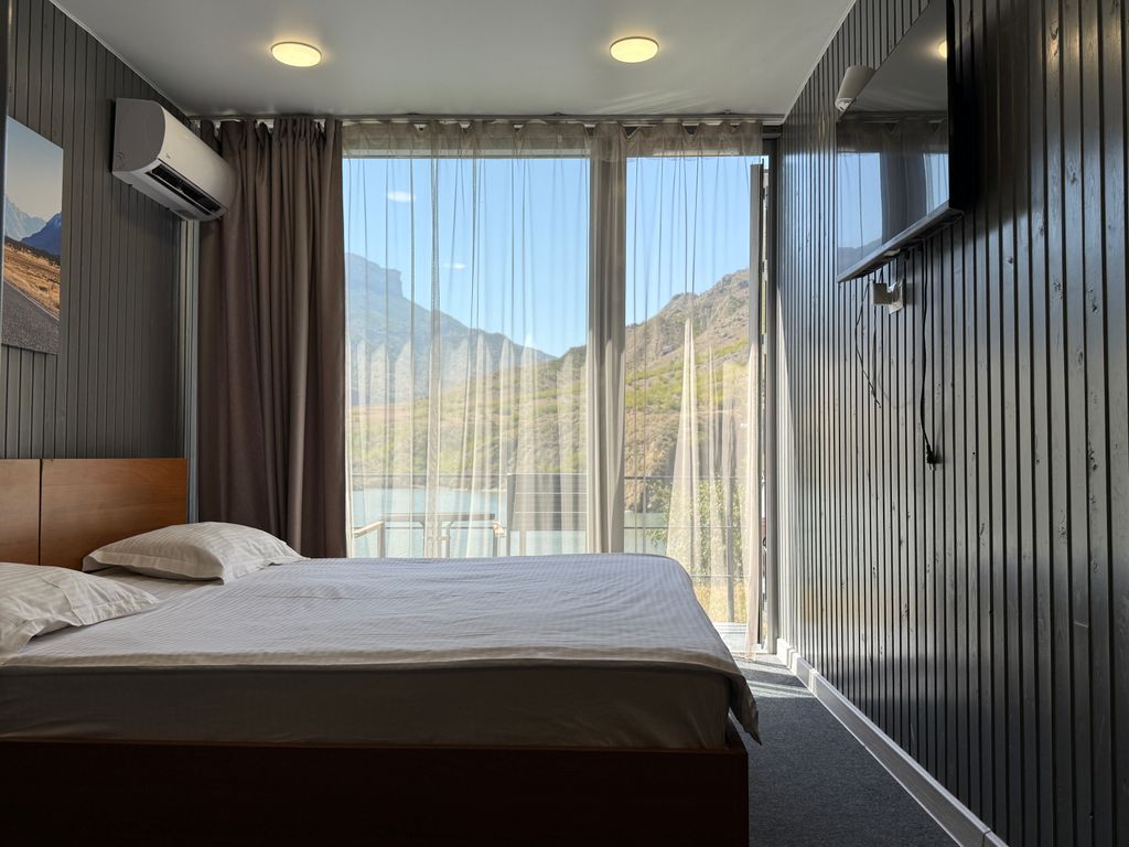 Двухместный номер с 2 отдельными кроватями с панорамным видом (8)