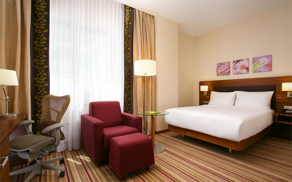 Двухместный номер с 1 кроватью стандарт (queen size)