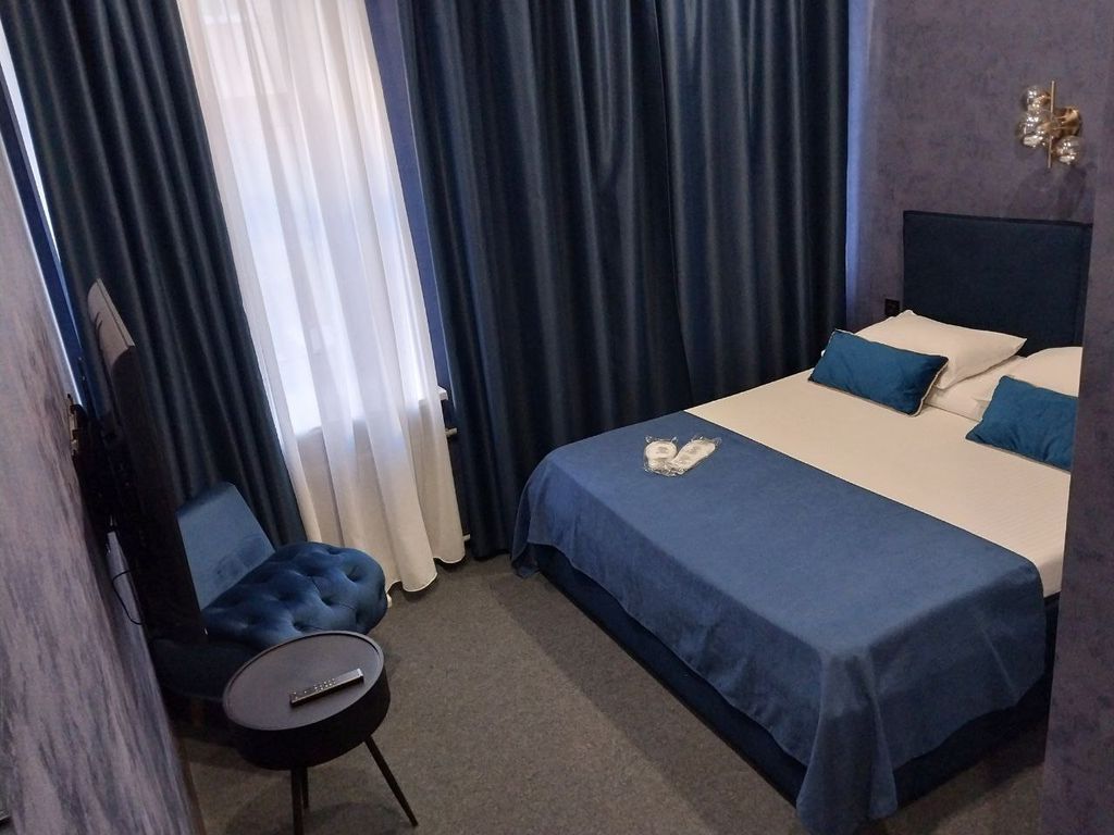 Двухместный номер с 1 кроватью синий