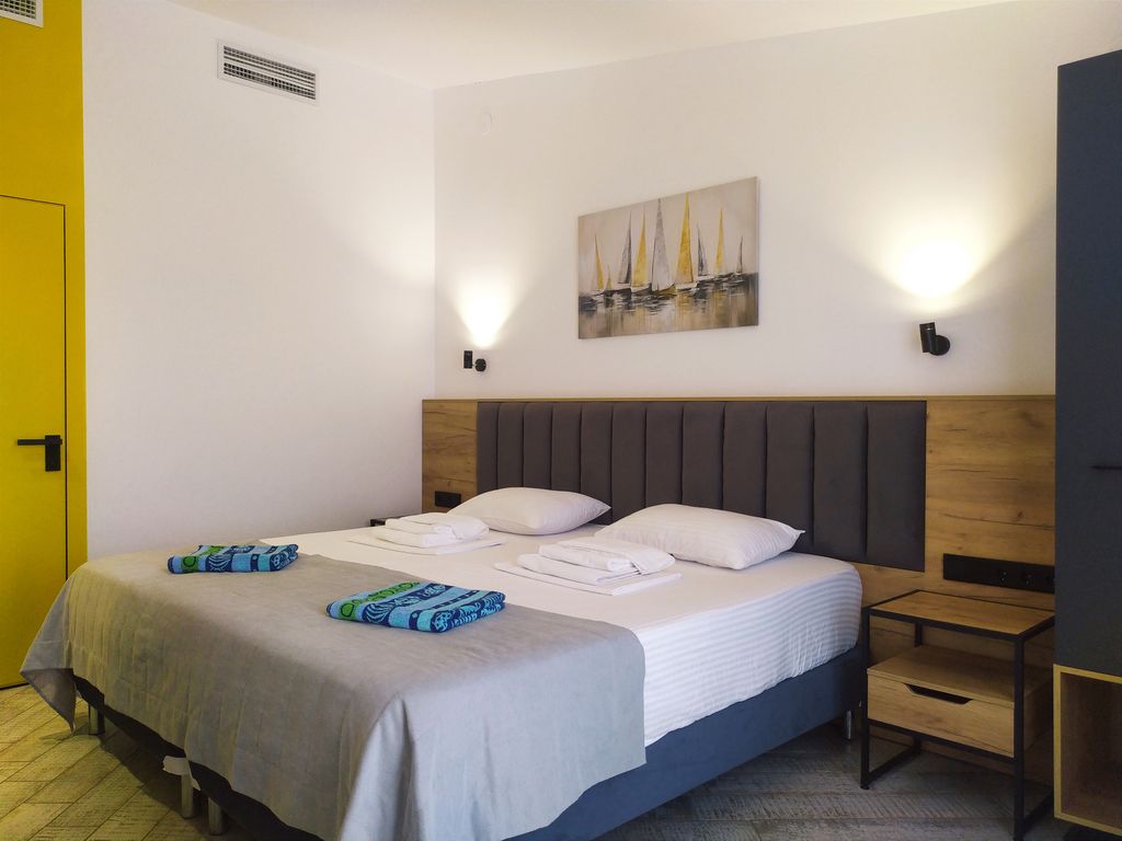 Двухместный номер с 1 кроватью улучшенный с видом на море