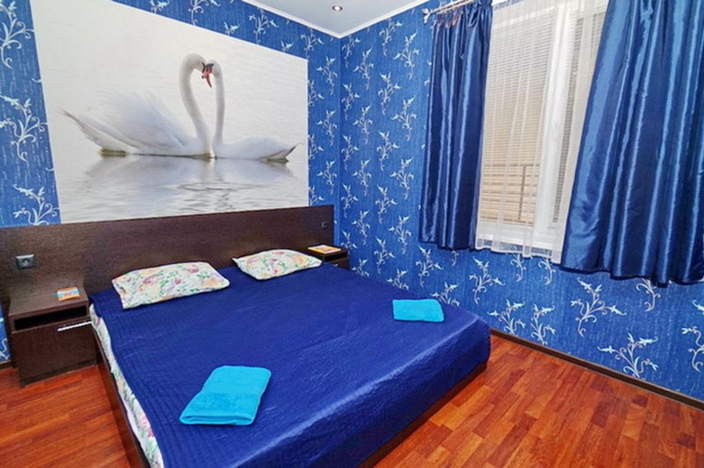 Апартаменты 2 комнатные с балконом