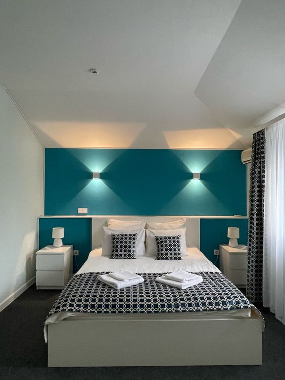 Трёхместный номер люкс