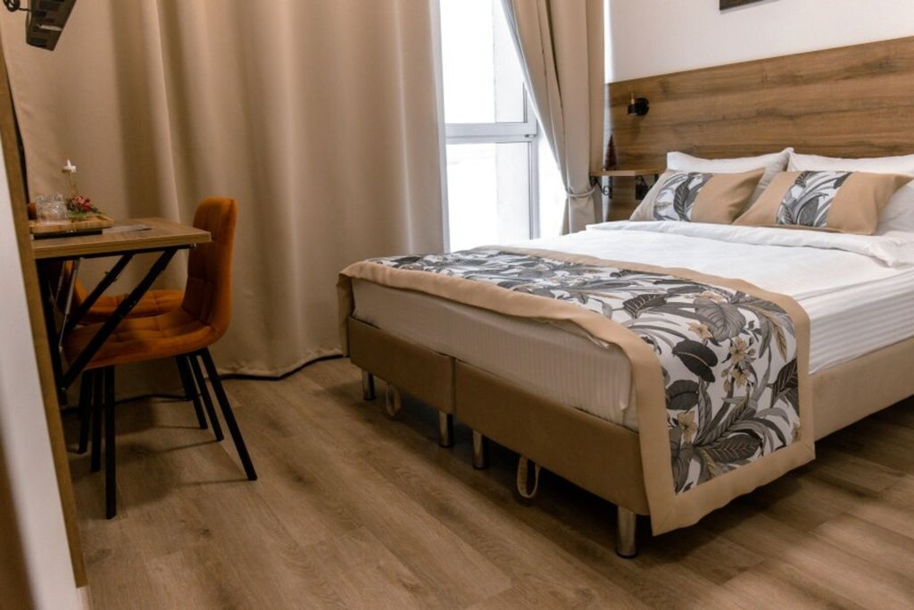 Двухместный номер с 2 отдельными кроватями или 1 двуспальной Стандарт с видом на залив