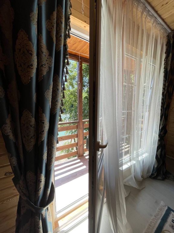 Четырёхместный номер двухкомнатный люкс