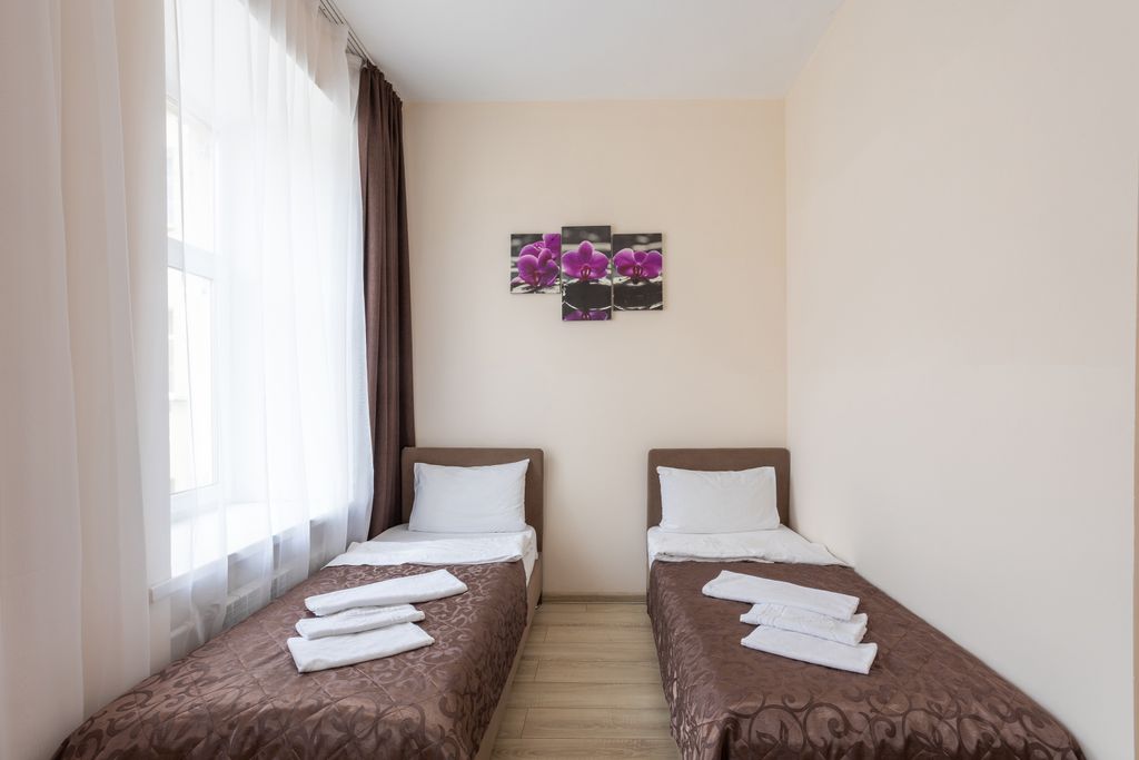 Двухместный номер с 2 отдельными кроватями Эконом