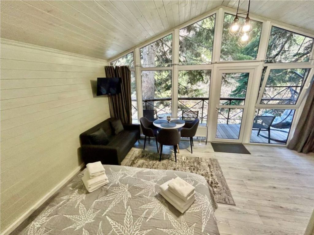 Дом на берегу 1