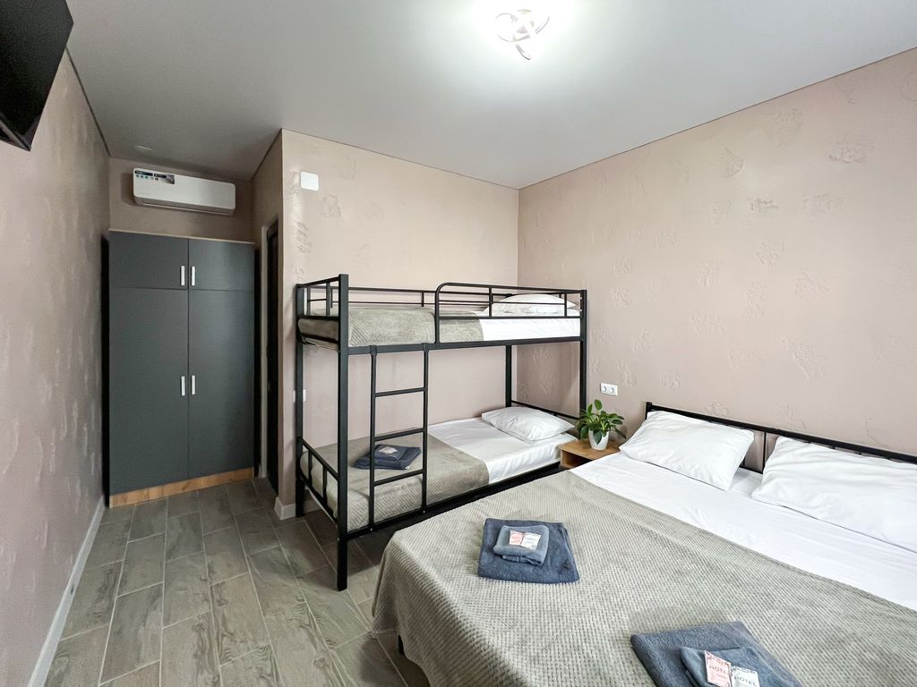 Четырёхместный номер стандарт