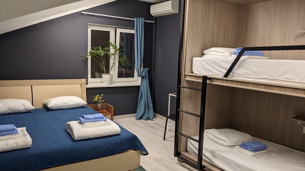 Семейный номер на 5 человек