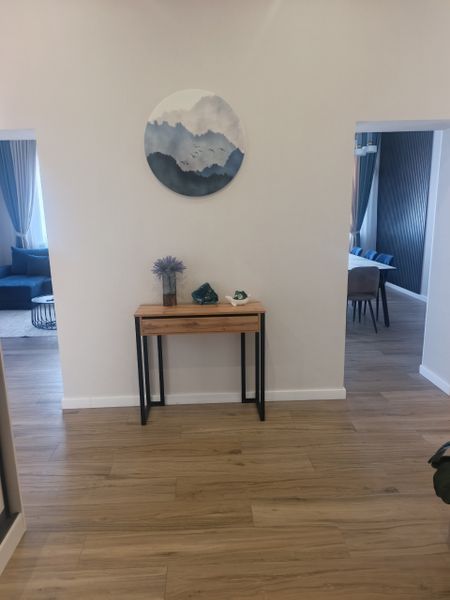 Входная группа коридор