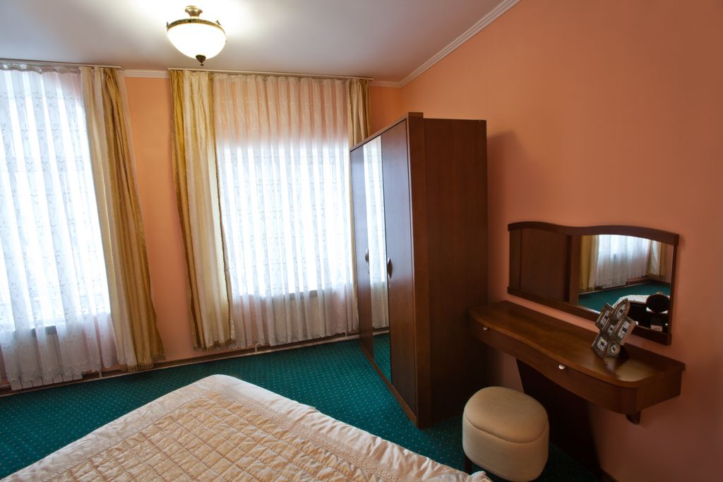 Двухместный номер с 1 кроватью полулюкс