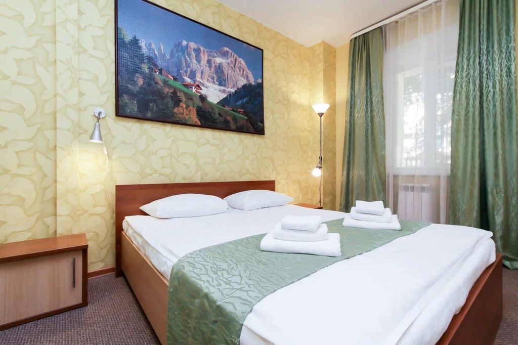 Двухместный номер с 1 кроватью big-size Улучшенный