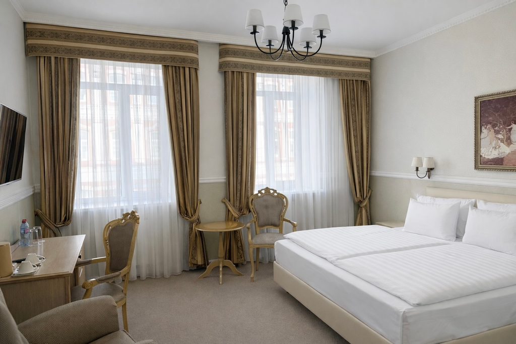 Двухместный номер с 1 кроватью Бизнес