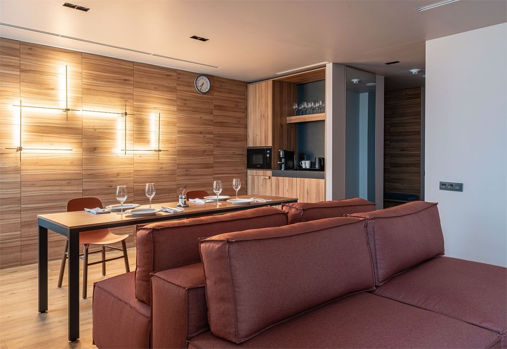 Двухместный номер с 1 кроватью семейный люкс