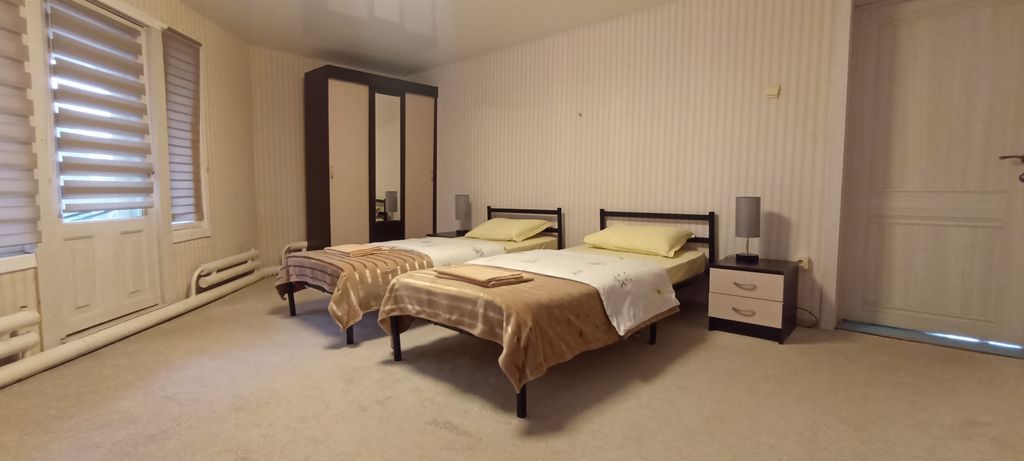 Двухместный номер с 2 отдельными кроватями эконом+