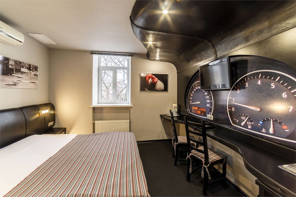 Двухместный номер с 1 кроватью или двумя односпальными Люкс, 2-3 этаж