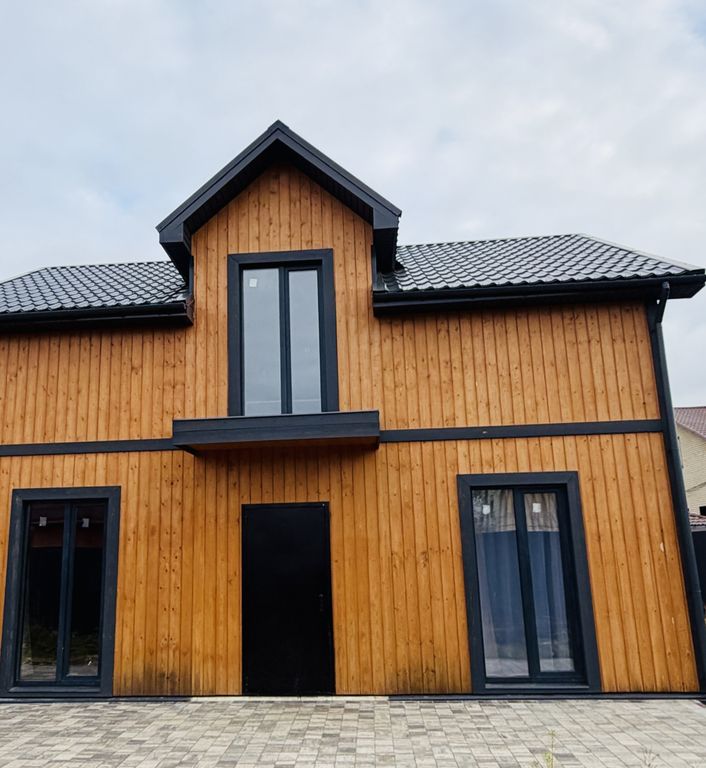 Дом коттедж двухэтажный