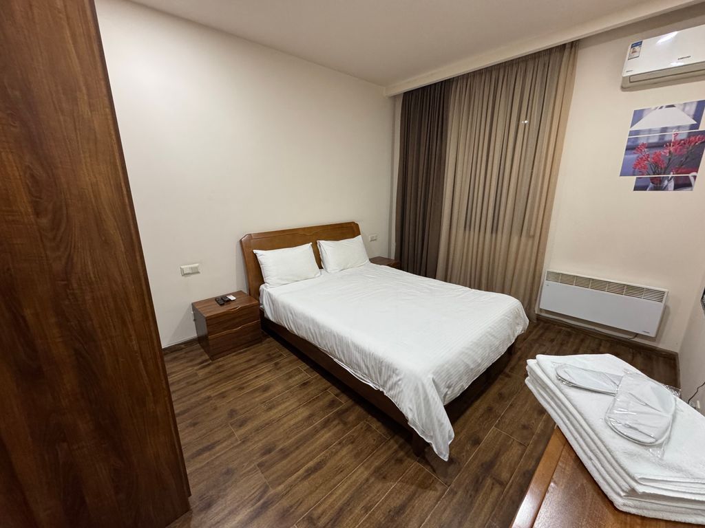 Двухместный номер с 1 кроватью Yerevan Apart Republic Square