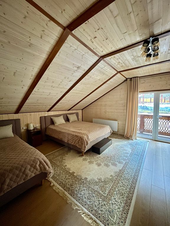 Трёхместный номер Люкс номер 3-местный с видом на горы