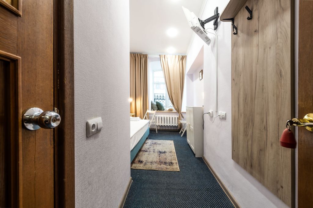 Одноместный номер с собственной ванной комнатой