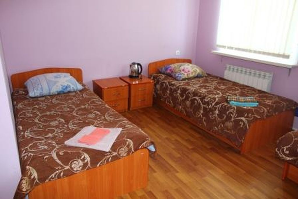 Трёхместный номер Эконом с удобствами